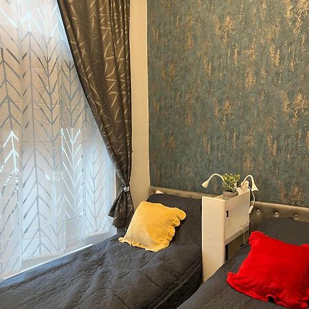 Center Apartman In The Famous Hajos Street Budapest Exterior photo